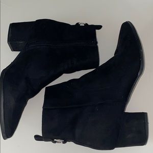 Forever 21 Black Boots w/ Heel
